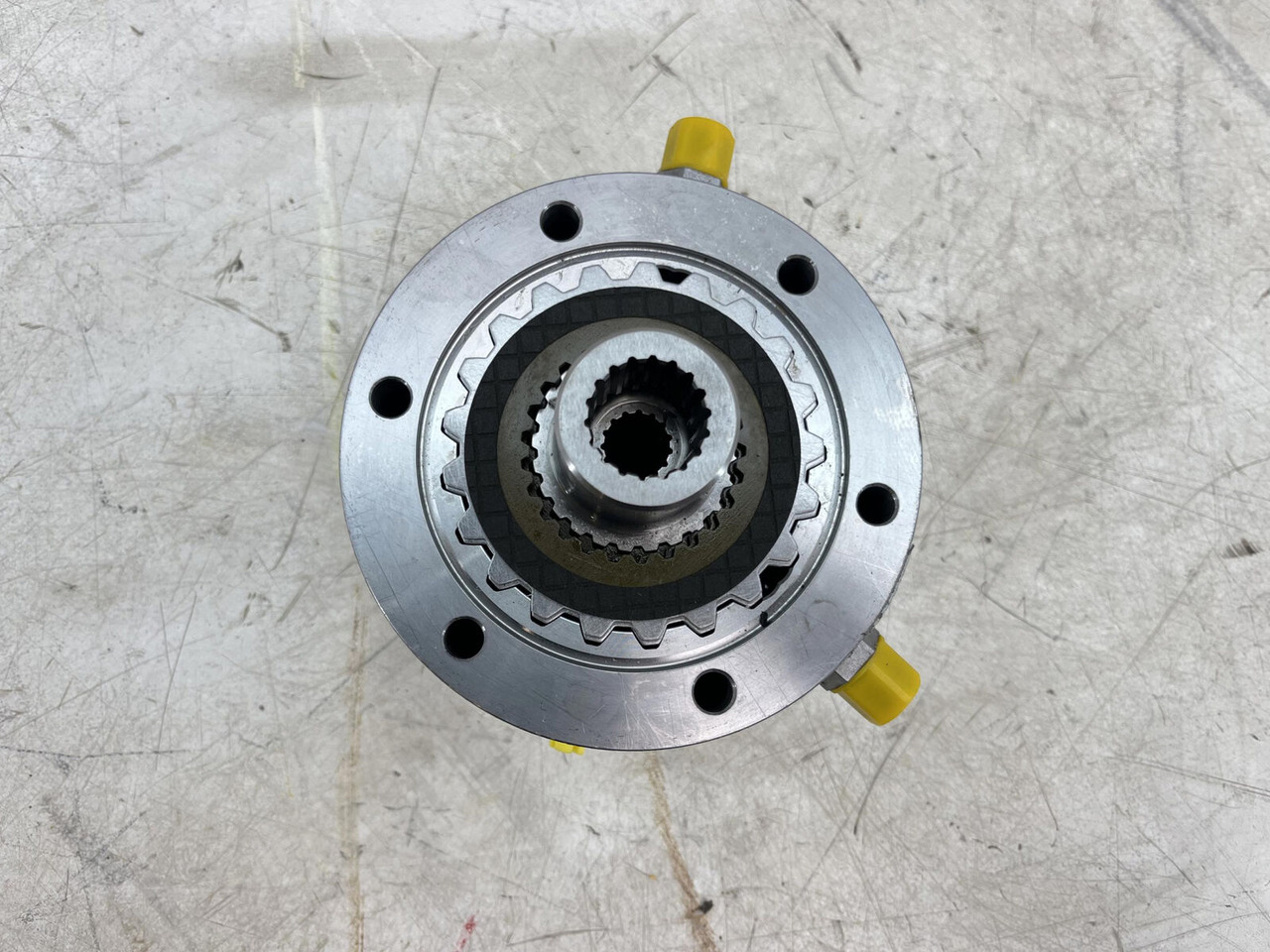 Grove GMK 5150 multiple-disk brake slewing gear - Posūkio reduktorius - Kranas: foto 5 Grove GMK 5150 multiple-disk brake slewing gear - Posūkio reduktorius - Kranas: foto 5