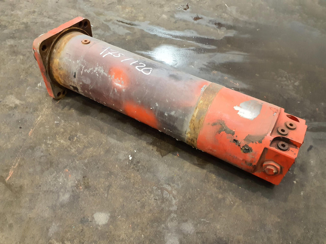 Grove GMK 5220, 5170 outrigger cylinder - Pakaba - Autokranas: foto 3 Grove GMK 5220, 5170 outrigger cylinder - Pakaba - Autokranas: foto 3