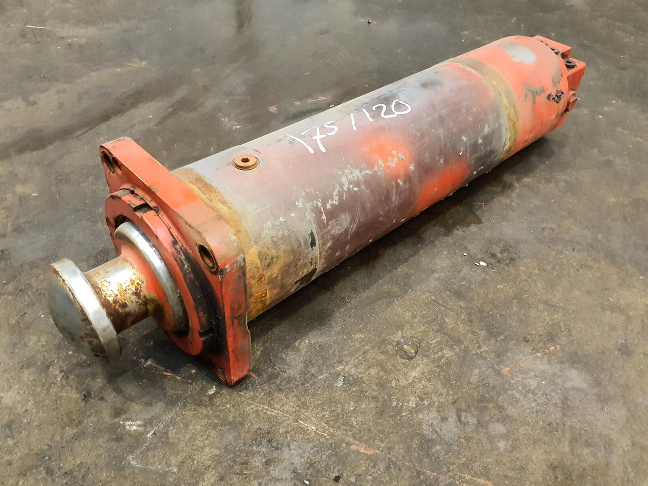 Grove GMK 5220, 5170 outrigger cylinder - Pakaba - Autokranas: foto 2 Grove GMK 5220, 5170 outrigger cylinder - Pakaba - Autokranas: foto 2