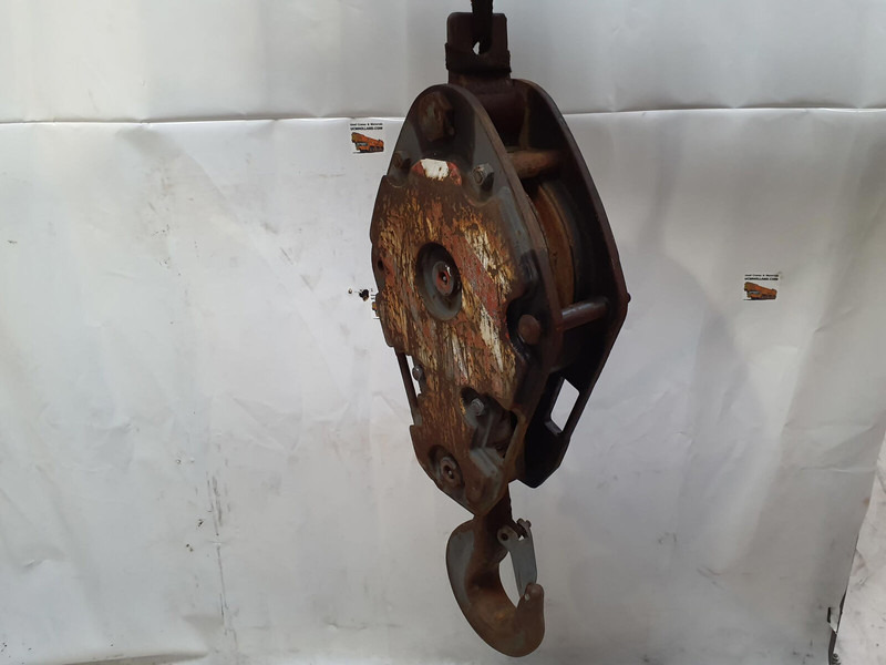 Kranas-manipuliatorius Grove Hookblock 13mm 1 sheave 9t: foto 1