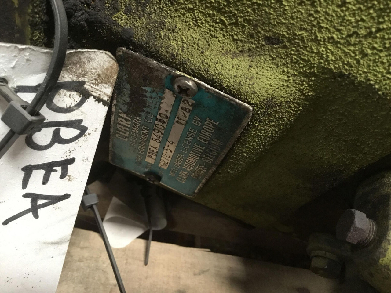 Grove RT 65S Gearbox C 272 5-4 - Pavarų dėžė - Autokranas: foto 5 Grove RT 65S Gearbox C 272 5-4 - Pavarų dėžė - Autokranas: foto 5