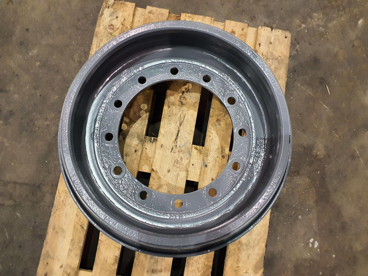 Grove Rim 445/95R25 12 14.5 3p - Ratlankis - Kranas: foto 3 Grove Rim 445/95R25 12 14.5 3p - Ratlankis - Kranas: foto 3