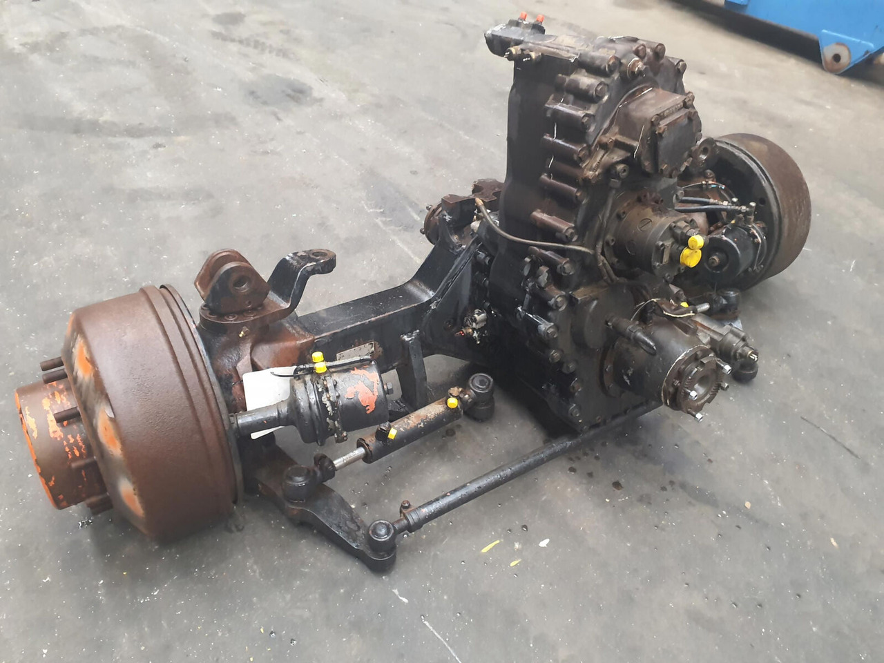 Kessler+Co AC 155 axle 2 - Ašis ir dalys - Autokranas: foto 2 Kessler+Co AC 155 axle 2 - Ašis ir dalys - Autokranas: foto 2