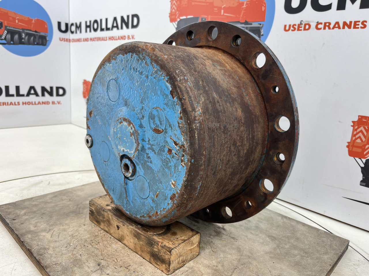 Kessler planetary gear 22-25-74-40-4pl-H172-46 - Šoninė pavara - Kranas: foto 2 Kessler planetary gear 22-25-74-40-4pl-H172-46 - Šoninė pavara - Kranas: foto 2