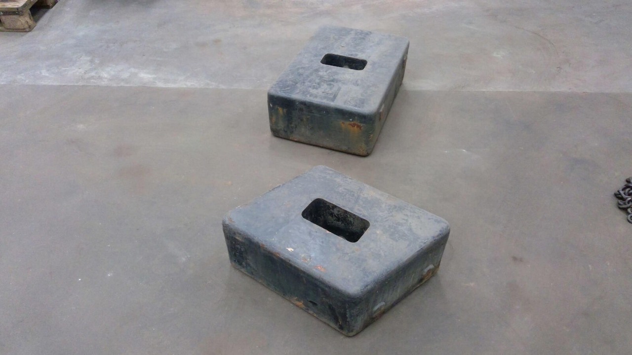 Krupp 70 GMT counterweight - Atsvara - Autokranas: foto 2 Krupp 70 GMT counterweight - Atsvara - Autokranas: foto 2