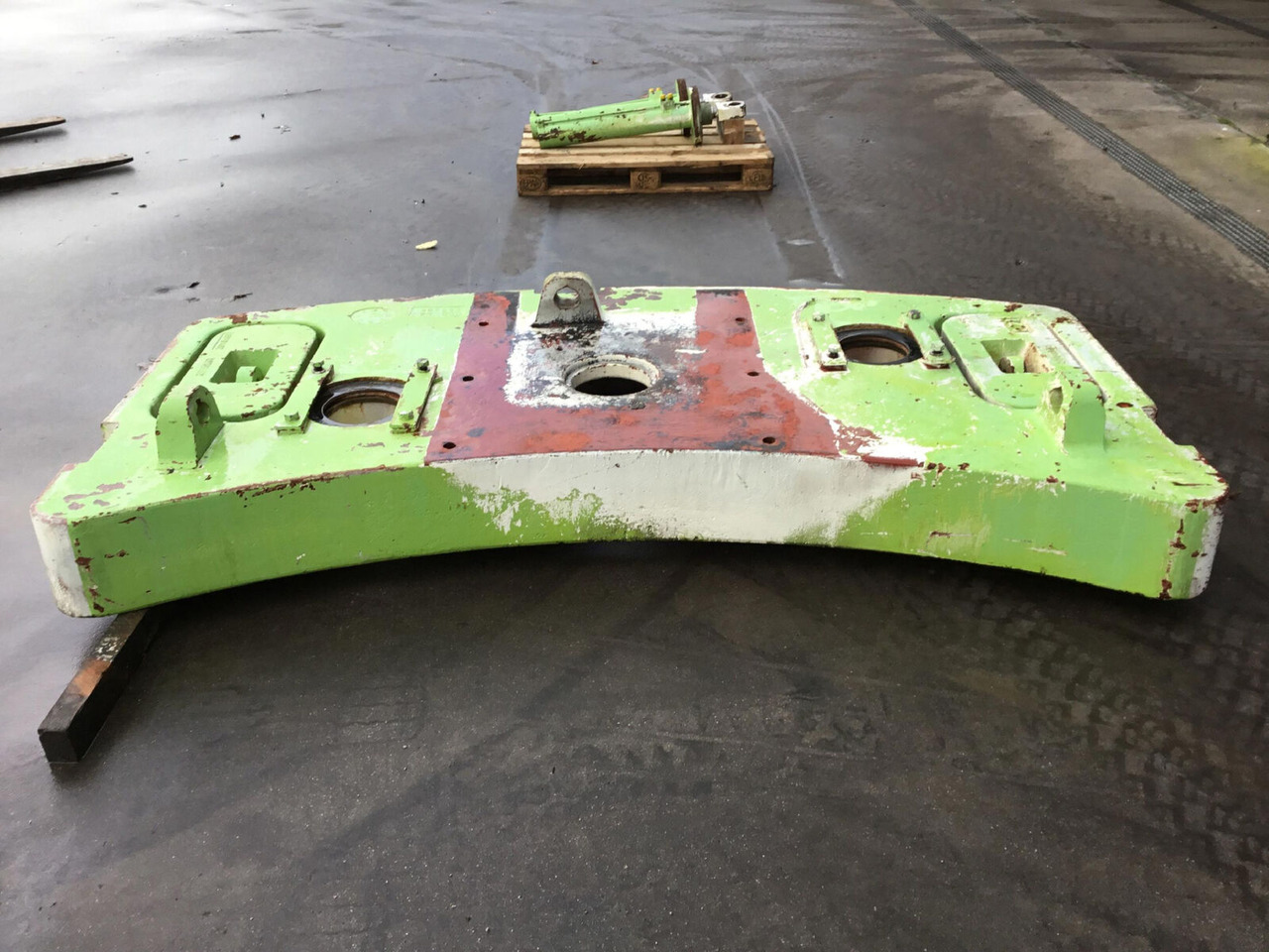 Krupp KMK 3045 counterweight 3,4 + 0,2 + 0,2 ton - Atsvara - Autokranas: foto 5 Krupp KMK 3045 counterweight 3,4 + 0,2 + 0,2 ton - Atsvara - Autokranas: foto 5