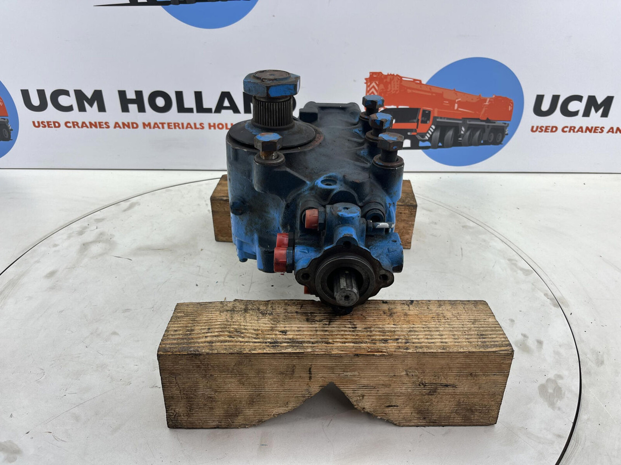 Krupp KMK 3050 steering box - Vairo pavara - Kranas: foto 2 Krupp KMK 3050 steering box - Vairo pavara - Kranas: foto 2