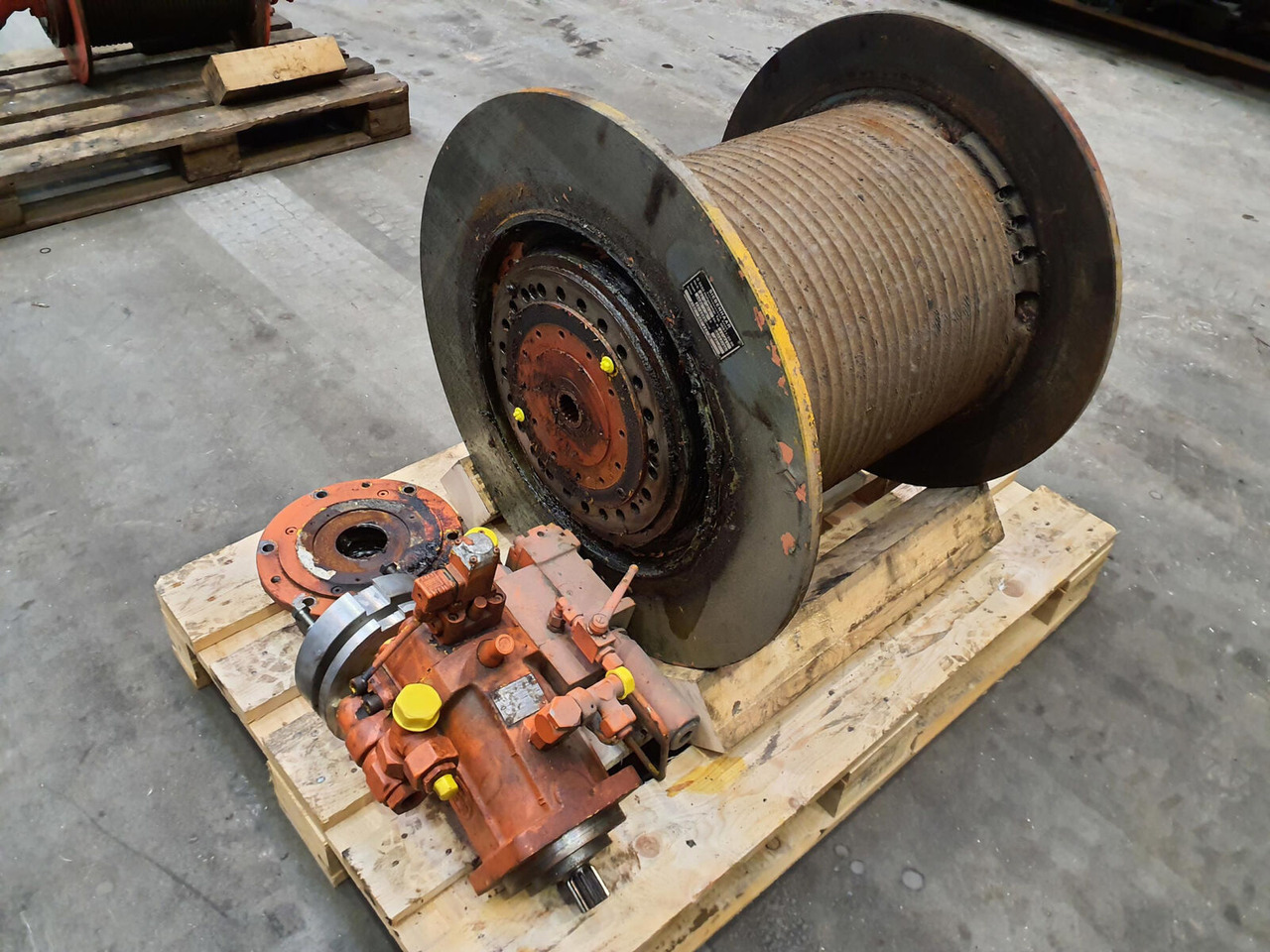 Krupp KMK 4070 complete winch - Auto gervė - Autokranas: foto 2 Krupp KMK 4070 complete winch - Auto gervė - Autokranas: foto 2
