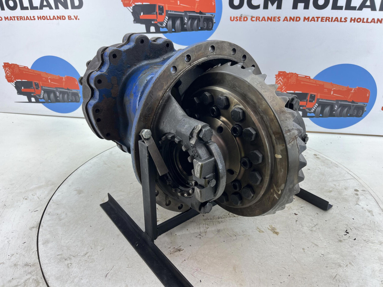 Krupp KMK 5100 Mid differential 13x35 axle 2 - Diferencialas - Autokranas: foto 1 Krupp KMK 5100 Mid differential 13x35 axle 2 - Diferencialas - Autokranas: foto 1
