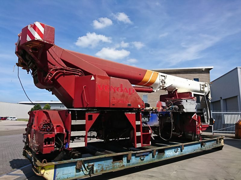 Liebherr LTM 1040-2.1 - Autokranas: foto 2 Liebherr LTM 1040-2.1 - Autokranas: foto 2