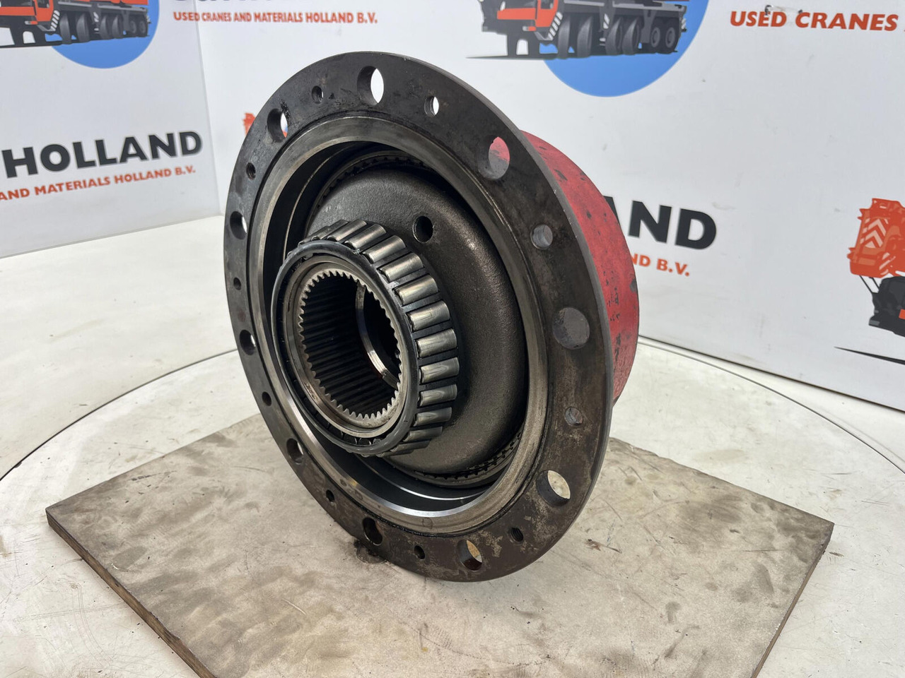 Liebherr LTM 1060/2 planetary gear 17-24-67-32-3pl-H135-46 - Šoninė pavara - Autokranas: foto 3 Liebherr LTM 1060/2 planetary gear 17-24-67-32-3pl-H135-46 - Šoninė pavara - Autokranas: foto 3