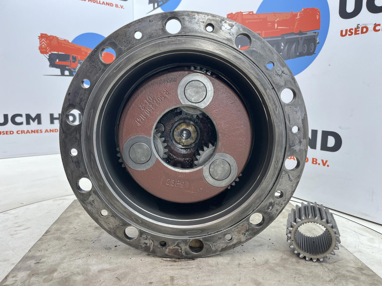 Liebherr LTM 1080 planetary gear 22-25-74-40-3pl-H135-46 - Šoninė pavara - Autokranas: foto 4 Liebherr LTM 1080 planetary gear 22-25-74-40-3pl-H135-46 - Šoninė pavara - Autokranas: foto 4