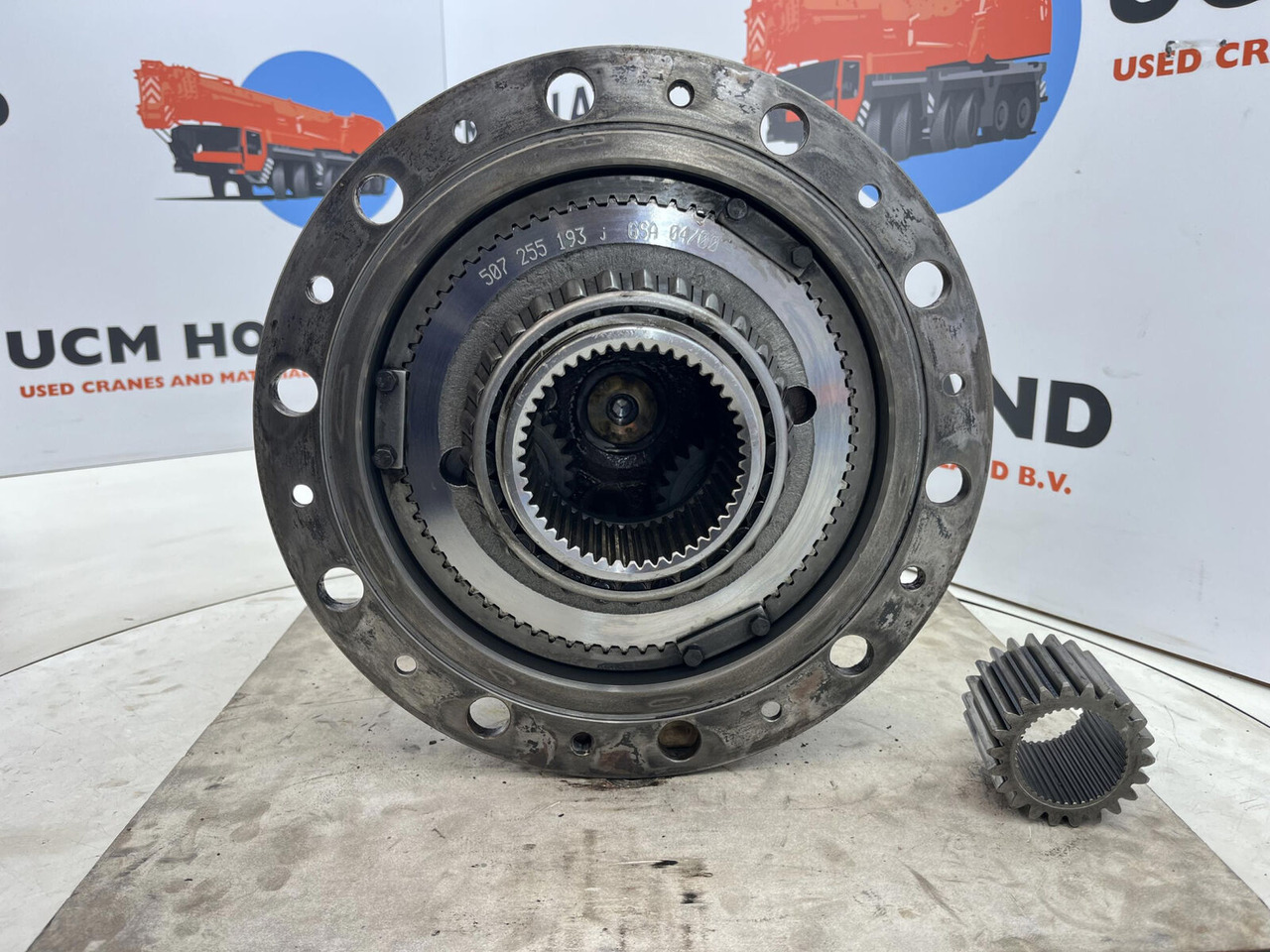 Liebherr LTM 1080 planetary gear 22-25-74-40-3pl-H135-46 - Šoninė pavara - Autokranas: foto 5 Liebherr LTM 1080 planetary gear 22-25-74-40-3pl-H135-46 - Šoninė pavara - Autokranas: foto 5