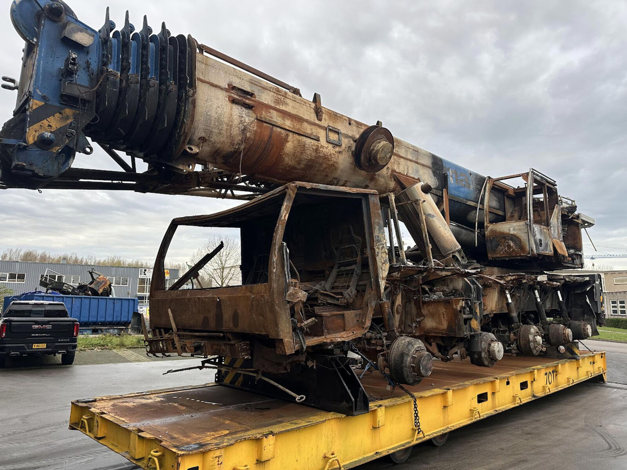 Liebherr LTM 1100-5.2 for parts - Autokranas: foto 1 Liebherr LTM 1100-5.2 for parts - Autokranas: foto 1