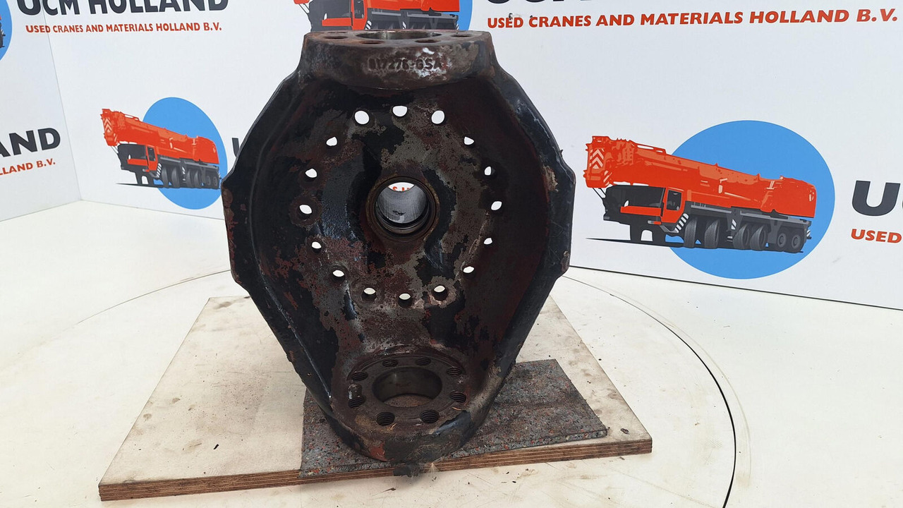 Liebherr LTM 1160/2 Steering knuckle 16 holes axle 1 - Stupica - Autokranas: foto 5 Liebherr LTM 1160/2 Steering knuckle 16 holes axle 1 - Stupica - Autokranas: foto 5