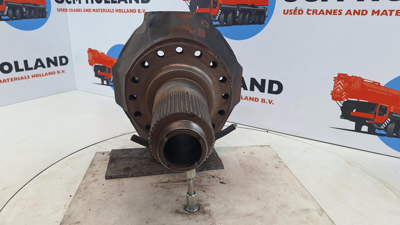 Liebherr LTM 1160/2 Steering knuckle 16 holes axle 1 - Stupica - Autokranas: foto 2 Liebherr LTM 1160/2 Steering knuckle 16 holes axle 1 - Stupica - Autokranas: foto 2