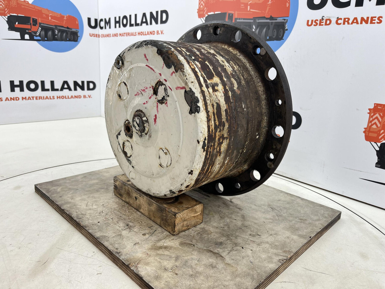 Liebherr LTM 1160 planetary gear 22-25-74-40-4pl-H185-46 - Šoninė pavara - Autokranas: foto 2 Liebherr LTM 1160 planetary gear 22-25-74-40-4pl-H185-46 - Šoninė pavara - Autokranas: foto 2