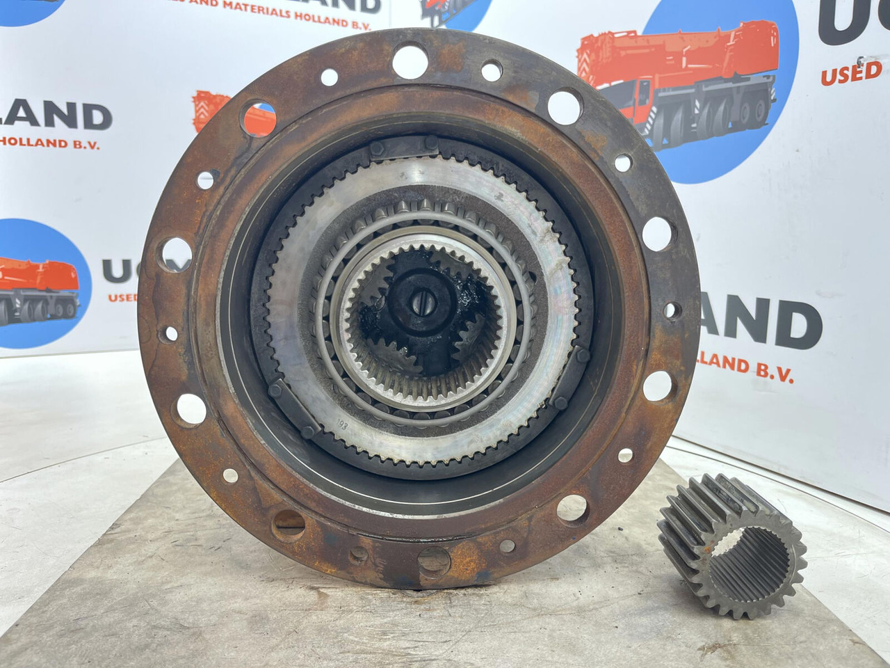 Liebherr LTM 1160 planetary gear 22-25-74-40-4pl-H185-46 - Šoninė pavara - Autokranas: foto 5 Liebherr LTM 1160 planetary gear 22-25-74-40-4pl-H185-46 - Šoninė pavara - Autokranas: foto 5