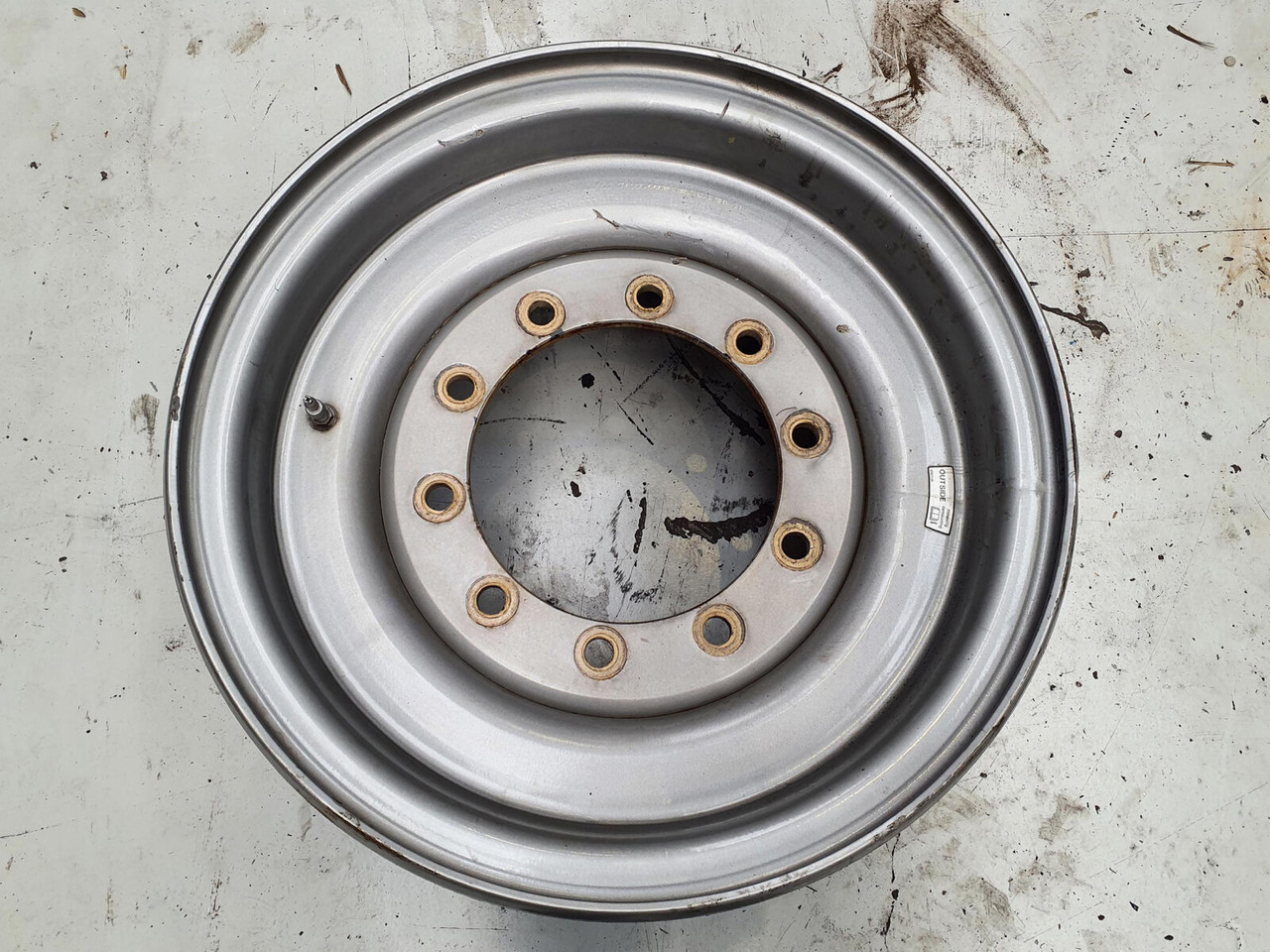 Liebherr Rim 445/95R25 10 12 1p - Ratlankis - Kranas: foto 2 Liebherr Rim 445/95R25 10 12 1p - Ratlankis - Kranas: foto 2