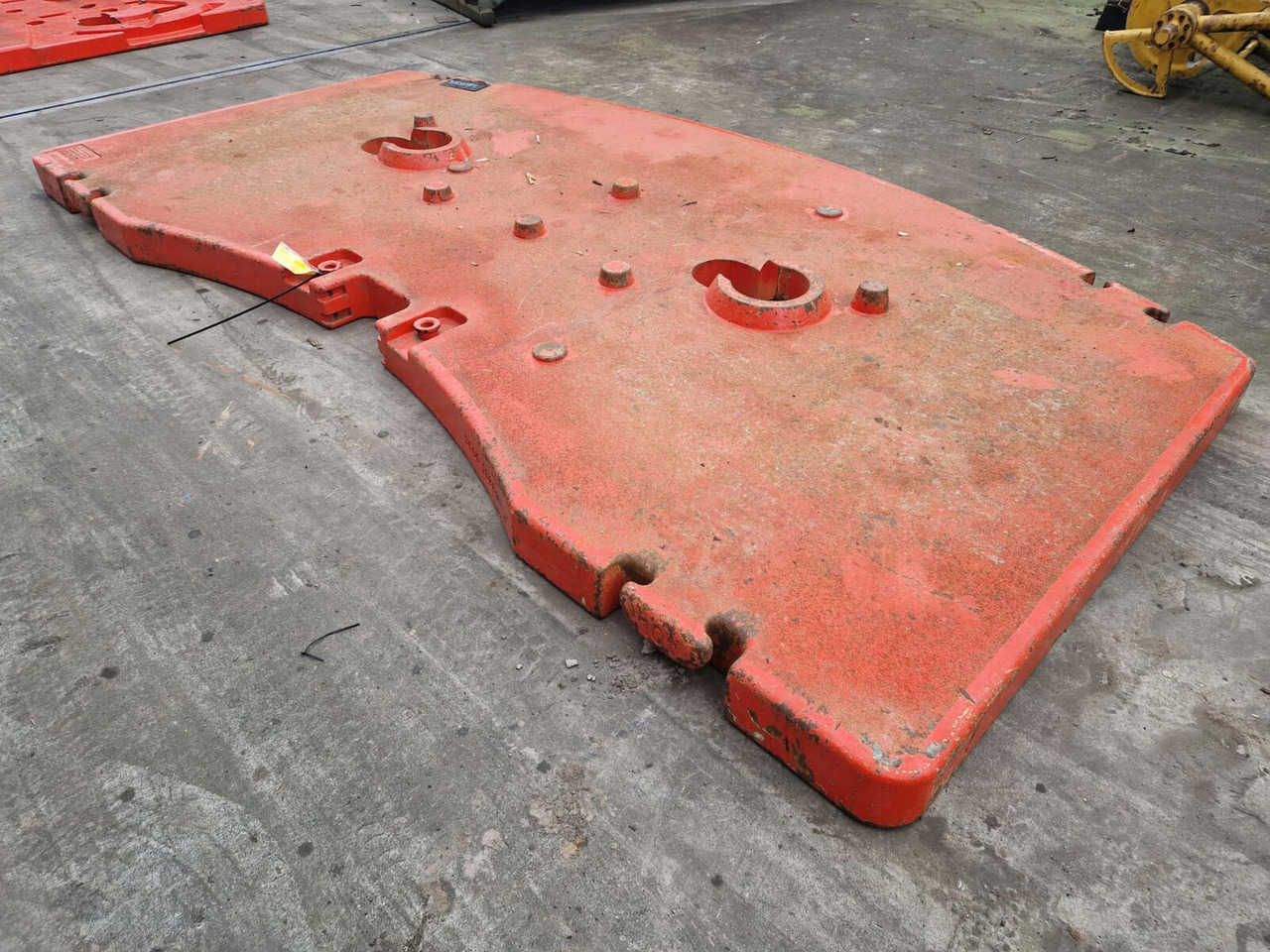 Liebherr TM 1160-5.2 counterweight 10 ton - Atsvara - Autokranas: foto 5 Liebherr TM 1160-5.2 counterweight 10 ton - Atsvara - Autokranas: foto 5