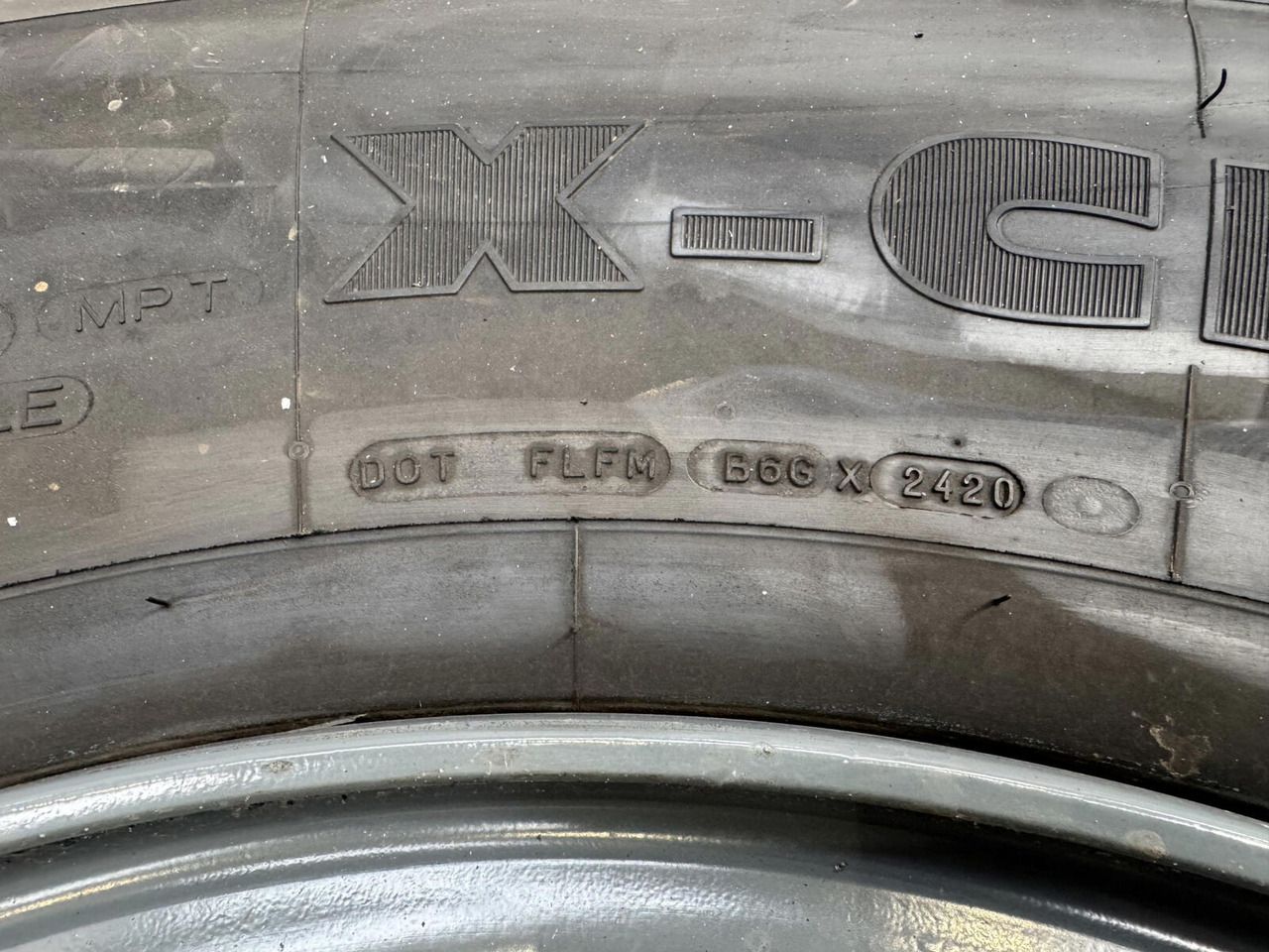 Liebherr Wheel 445/95 R25 10 12 1p - Ratas - Kranas: foto 4 Liebherr Wheel 445/95 R25 10 12 1p - Ratas - Kranas: foto 4