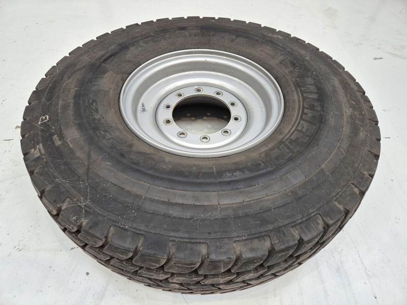 Liebherr Wheel 445/95R25 10 12 1p - Padangos ir ratlankiai - Kranas: foto 1 Liebherr Wheel 445/95R25 10 12 1p - Padangos ir ratlankiai - Kranas: foto 1