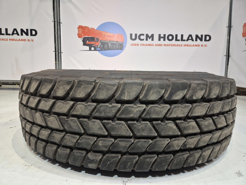 Liebherr Wheel 445/95R25 10 12 1p - Padangos ir ratlankiai - Kranas: foto 3 Liebherr Wheel 445/95R25 10 12 1p - Padangos ir ratlankiai - Kranas: foto 3