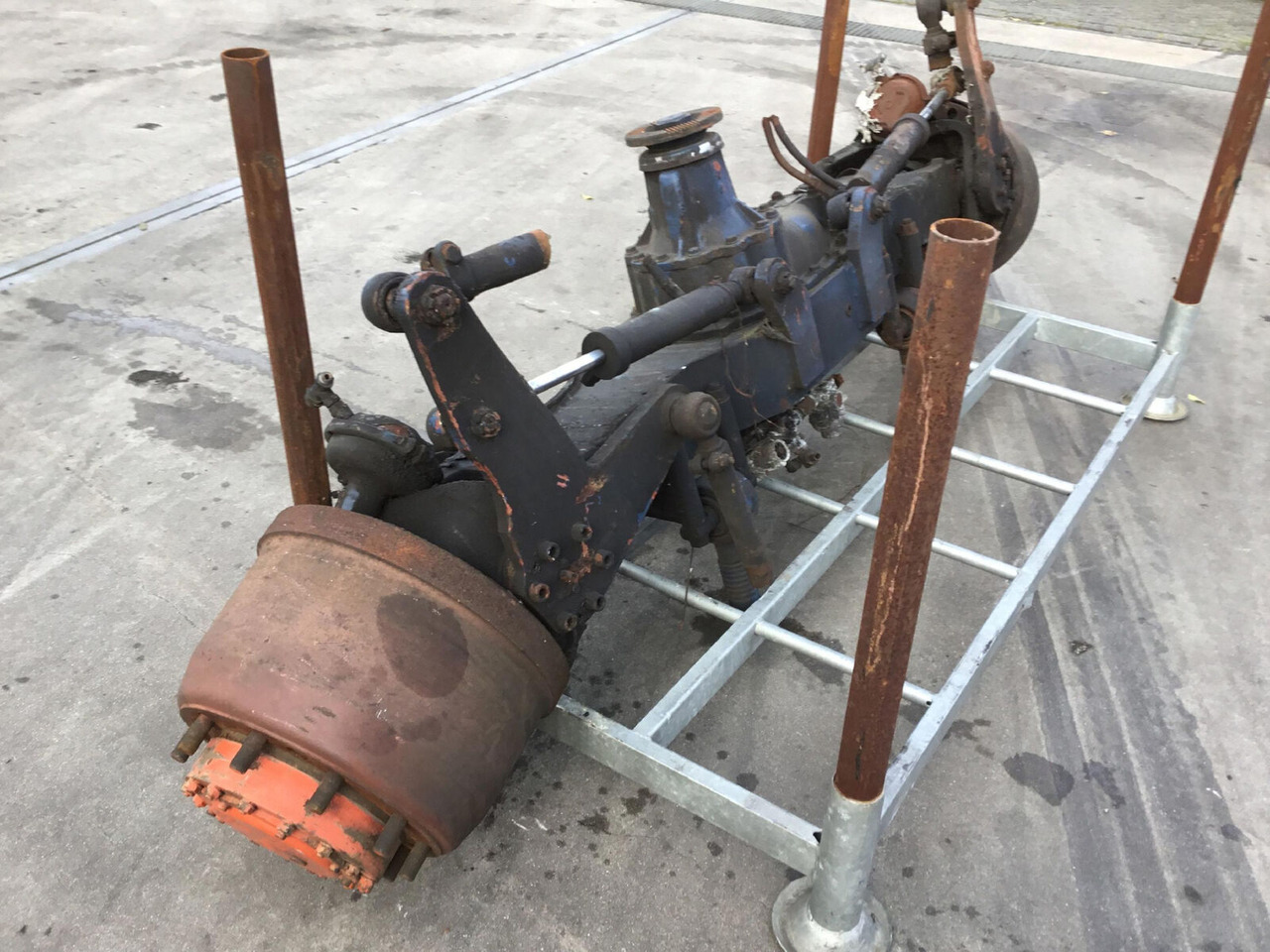 Spierings SK 377 axle 3 - Ašis ir dalys - Autokranas: foto 2 Spierings SK 377 axle 3 - Ašis ir dalys - Autokranas: foto 2