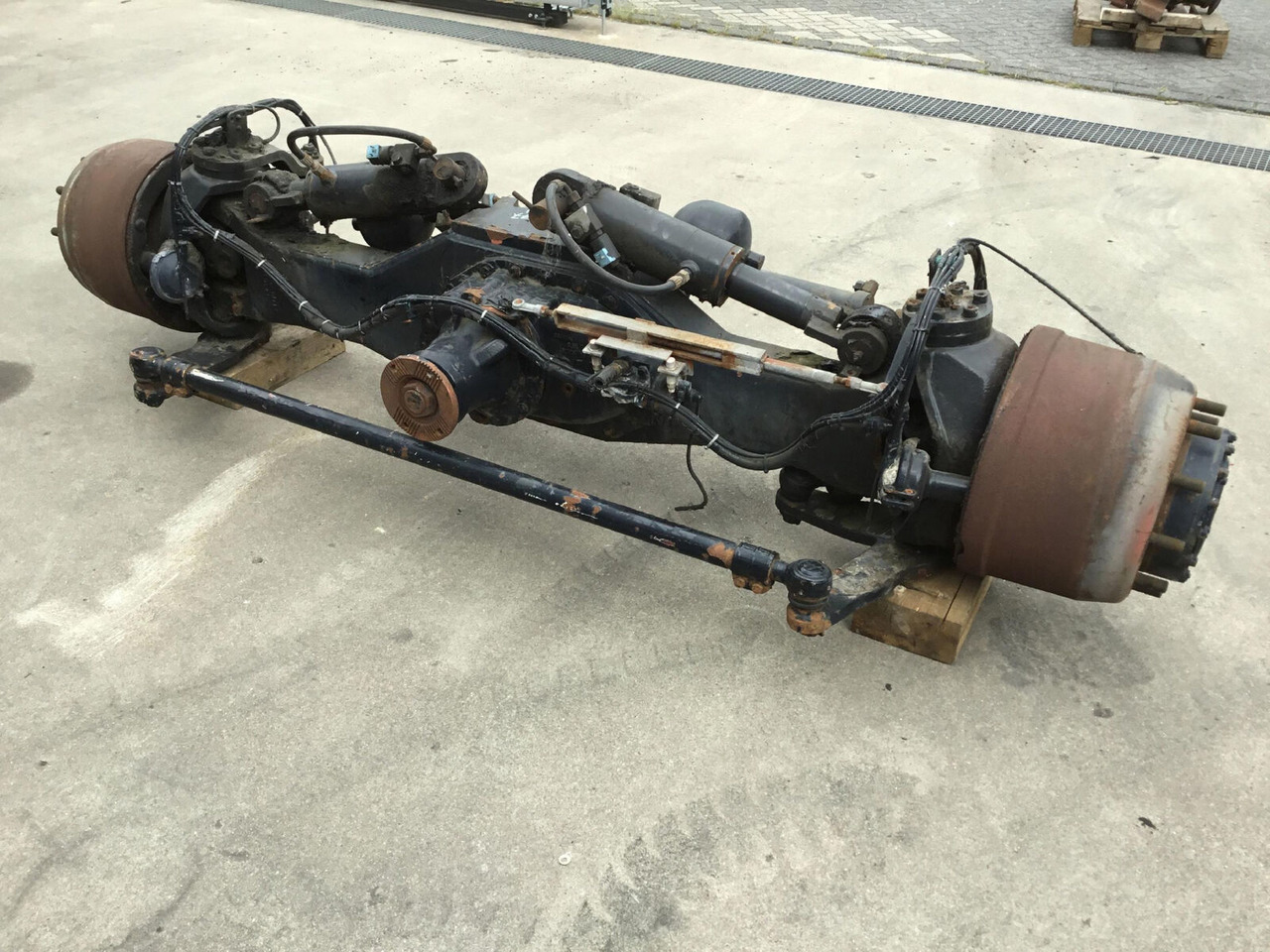 Spierings SK 477 axle 4 - Ašis ir dalys - Autokranas: foto 3 Spierings SK 477 axle 4 - Ašis ir dalys - Autokranas: foto 3