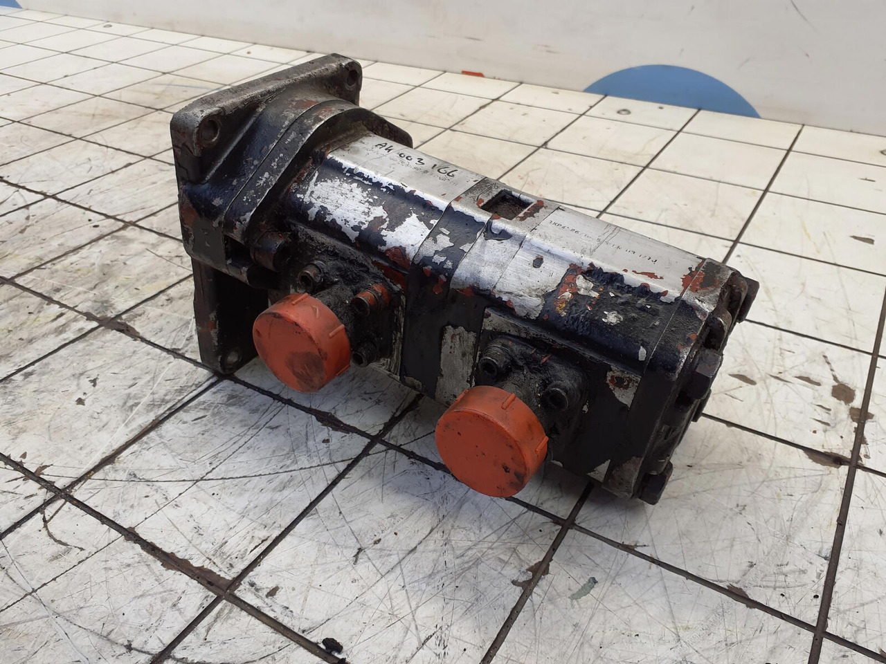 Sundstrand dual gear pump - Hidraulinis siurblys - Kranas: foto 1 Sundstrand dual gear pump - Hidraulinis siurblys - Kranas: foto 1
