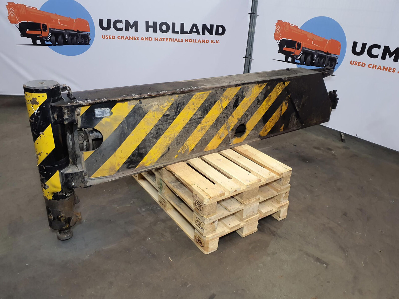 Terex AC 100 outrigger beam complete front - Pakaba - Kranas: foto 2 Terex AC 100 outrigger beam complete front - Pakaba - Kranas: foto 2