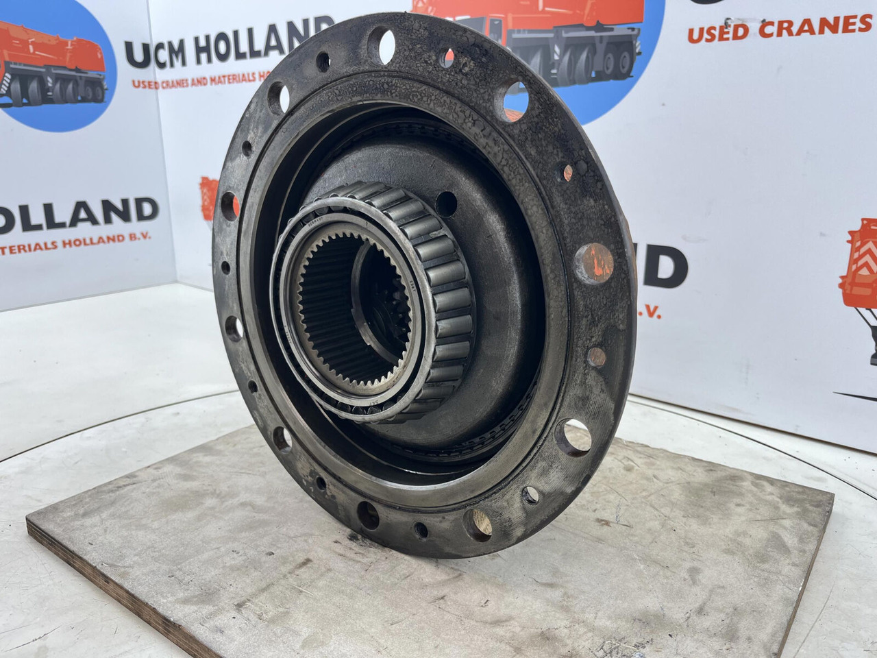Terex AC 155 planetary gear 17-24-67-32-3pl-H135-46 - Šoninė pavara - Autokranas: foto 3 Terex AC 155 planetary gear 17-24-67-32-3pl-H135-46 - Šoninė pavara - Autokranas: foto 3