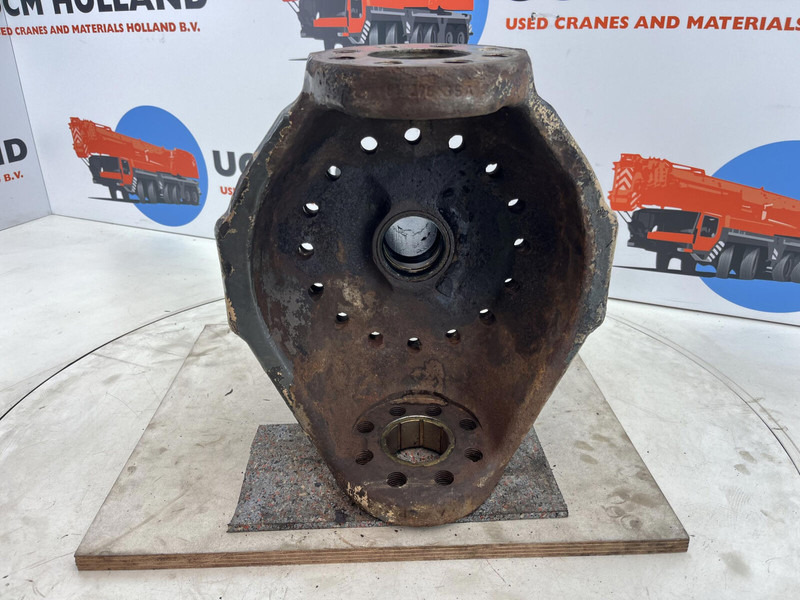 Terex AC 155 steering knuckle 16 holes axle 2 - Stupica - Kranas: foto 5 Terex AC 155 steering knuckle 16 holes axle 2 - Stupica - Kranas: foto 5