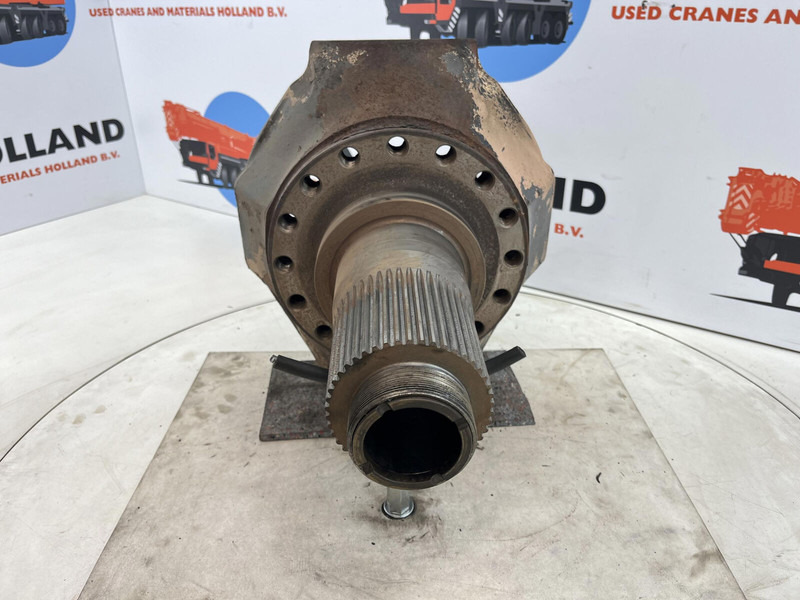 Terex AC 155 steering knuckle 16 holes axle 2 and 3 - Stupica - Kranas: foto 2 Terex AC 155 steering knuckle 16 holes axle 2 and 3 - Stupica - Kranas: foto 2