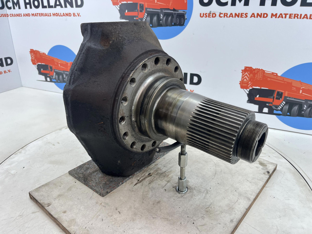 Terex AC 155 steering knuckle 16 holes axle 3 - Stupica - Autokranas: foto 3 Terex AC 155 steering knuckle 16 holes axle 3 - Stupica - Autokranas: foto 3