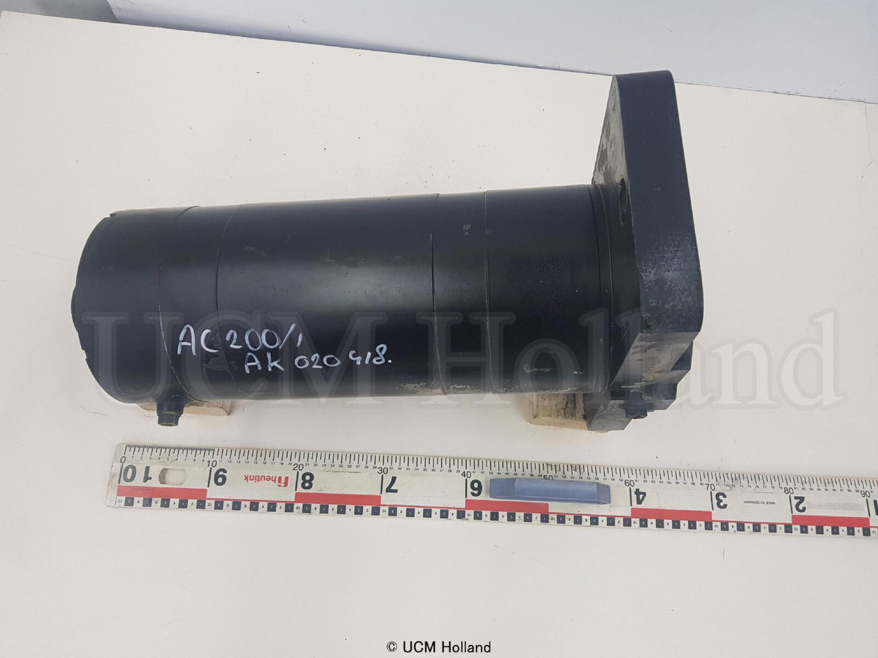 Terex AC 200/1 counterweight lift cylinder - Hidraulinis cilindras - Autokranas: foto 1 Terex AC 200/1 counterweight lift cylinder - Hidraulinis cilindras - Autokranas: foto 1