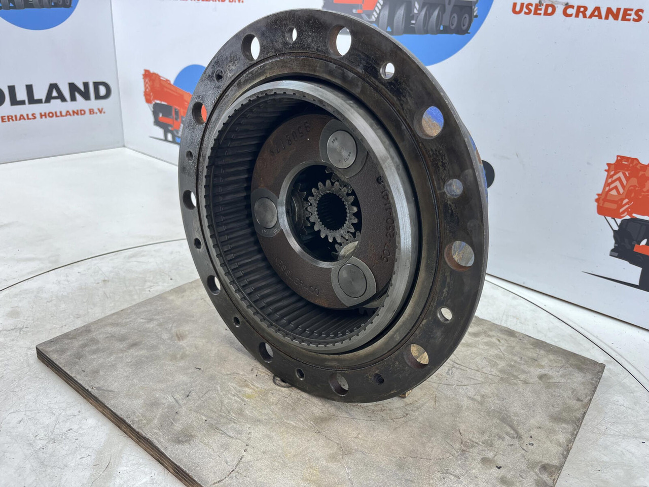 Terex AC 205 Planetary gear 17-24-67-32-3pl-H136-46 - Šoninė pavara - Autokranas: foto 3 Terex AC 205 Planetary gear 17-24-67-32-3pl-H136-46 - Šoninė pavara - Autokranas: foto 3