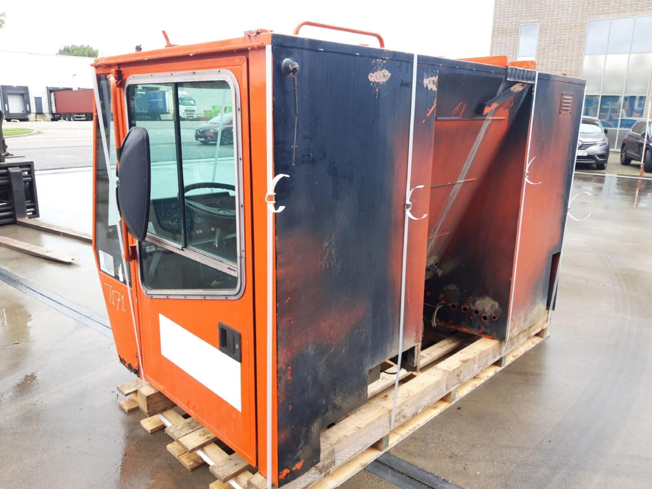 Terex AC 205 lower cab - Kabina - Autokranas: foto 4 Terex AC 205 lower cab - Kabina - Autokranas: foto 4