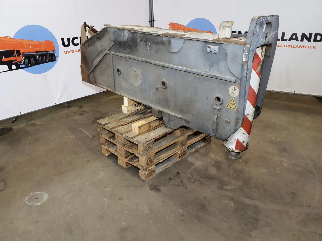 Terex AC 350-1 outrigger beam complete front - Pakaba - Autokranas: foto 1 Terex AC 350-1 outrigger beam complete front - Pakaba - Autokranas: foto 1