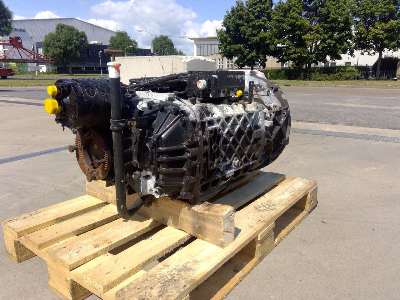 ZF ATF 60-4 gearbox ZF ECOSPLIT 16 S 151 - Pavarų dėžė - Autokranas: foto 4 ZF ATF 60-4 gearbox ZF ECOSPLIT 16 S 151 - Pavarų dėžė - Autokranas: foto 4