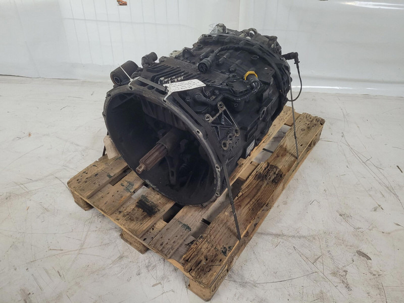 ZF GMK 3055 Gearbox ZF Astronic 12 AS 2302 - Pavarų dėžė - Kranas: foto 1 ZF GMK 3055 Gearbox ZF Astronic 12 AS 2302 - Pavarų dėžė - Kranas: foto 1