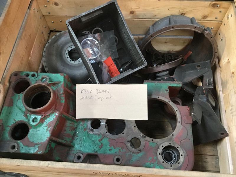 ZF KMK 3045 gearbox ZF 6WG200 - Pavarų dėžė - Kranas: foto 1 ZF KMK 3045 gearbox ZF 6WG200 - Pavarų dėžė - Kranas: foto 1
