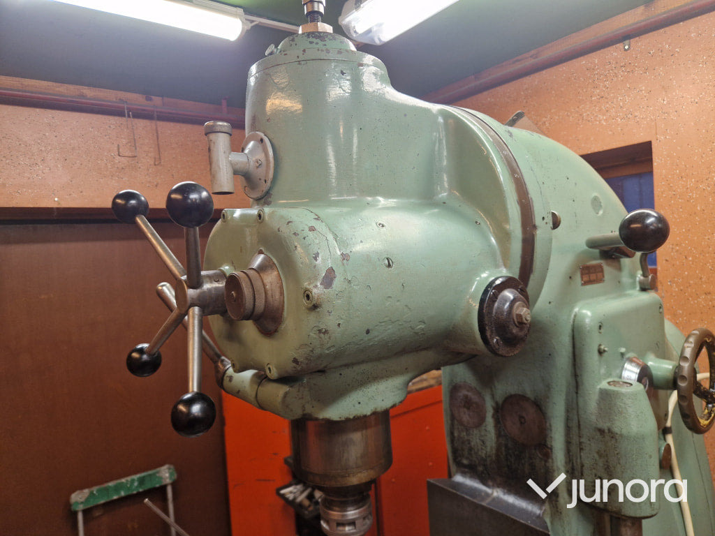 Fräs med borrspindel – Zbrojovka FV 32 - Ištekinimo staklės: foto 5 Fräs med borrspindel – Zbrojovka FV 32 - Ištekinimo staklės: foto 5