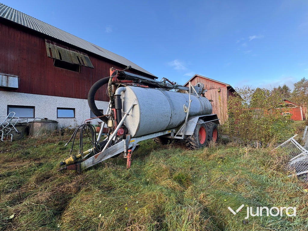 Gödseltunna - KIMADAN 15 kubik - Srutovežis: foto 1 Gödseltunna - KIMADAN 15 kubik - Srutovežis: foto 1