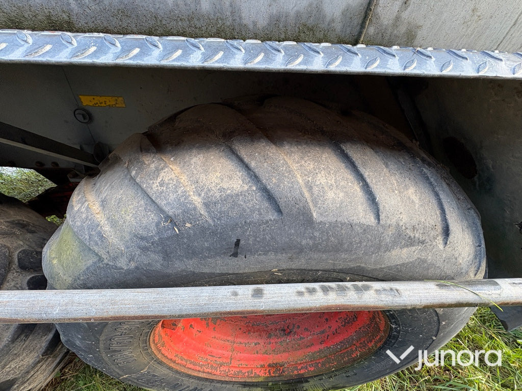 Srutovežis Gödseltunna - KIMADAN 15 kubik: foto 30 Srutovežis Gödseltunna - KIMADAN 15 kubik: foto 30