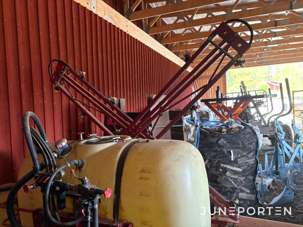 Hardi Växtskyddsspruta 1301 NK 800 - 12 SB - Pakabinamas purkštuvas: foto 5 Hardi Växtskyddsspruta 1301 NK 800 - 12 SB - Pakabinamas purkštuvas: foto 5