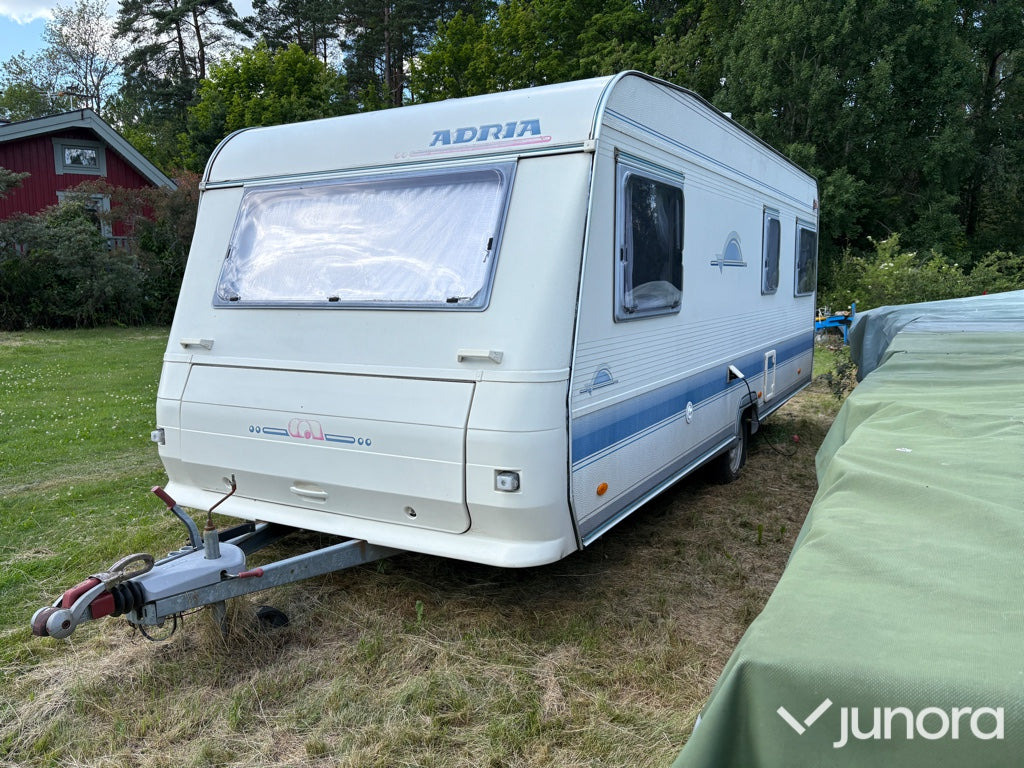 Husvagn - Adria - Prikabinamas namelis: foto 5 Husvagn - Adria - Prikabinamas namelis: foto 5