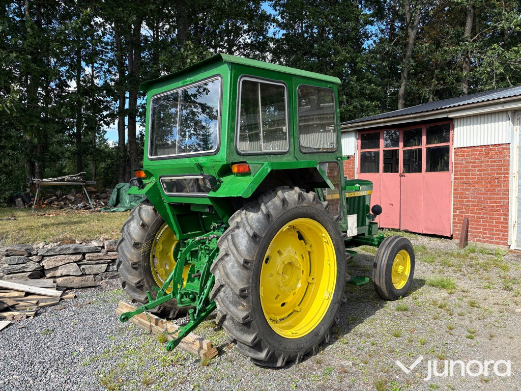 John Deere 2130 - Traktorius: foto 5 John Deere 2130 - Traktorius: foto 5