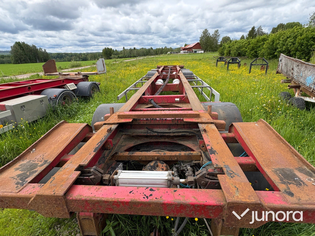 Lastväxlarflak - Konteineris-vežimus/ Sukeisti kūną priekaba: foto 4 Lastväxlarflak - Konteineris-vežimus/ Sukeisti kūną priekaba: foto 4