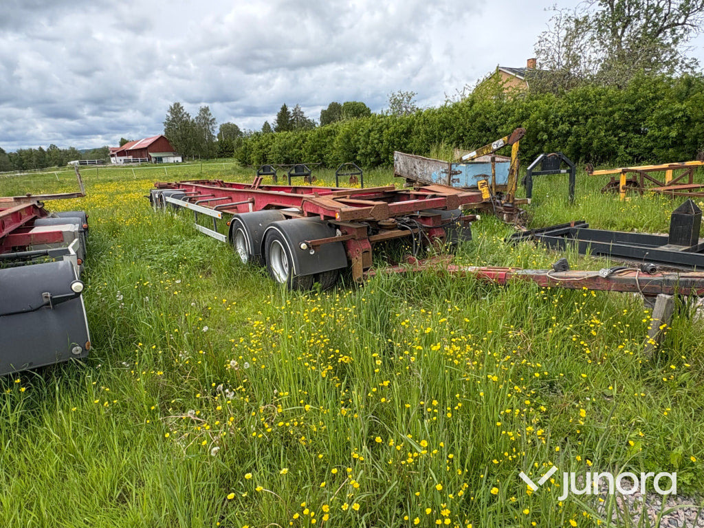 Lastväxlarflak - Konteineris-vežimus/ Sukeisti kūną priekaba: foto 3 Lastväxlarflak - Konteineris-vežimus/ Sukeisti kūną priekaba: foto 3